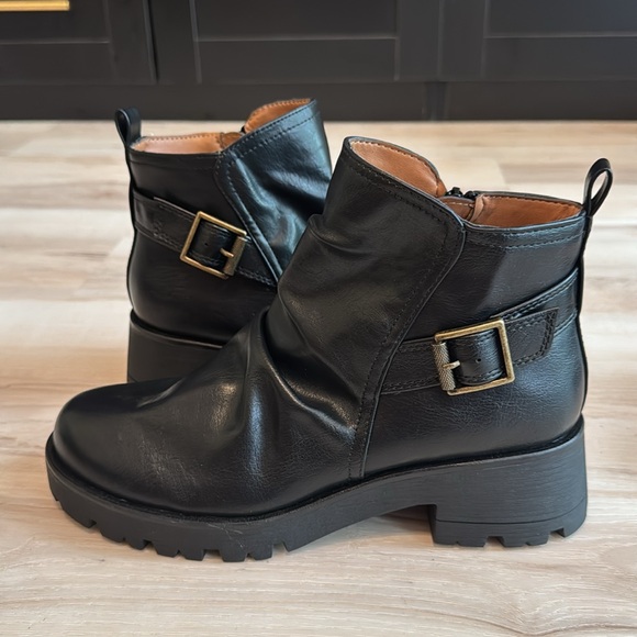 EUROSOFT Ariya Ruched Boot - Picture 3 of 9